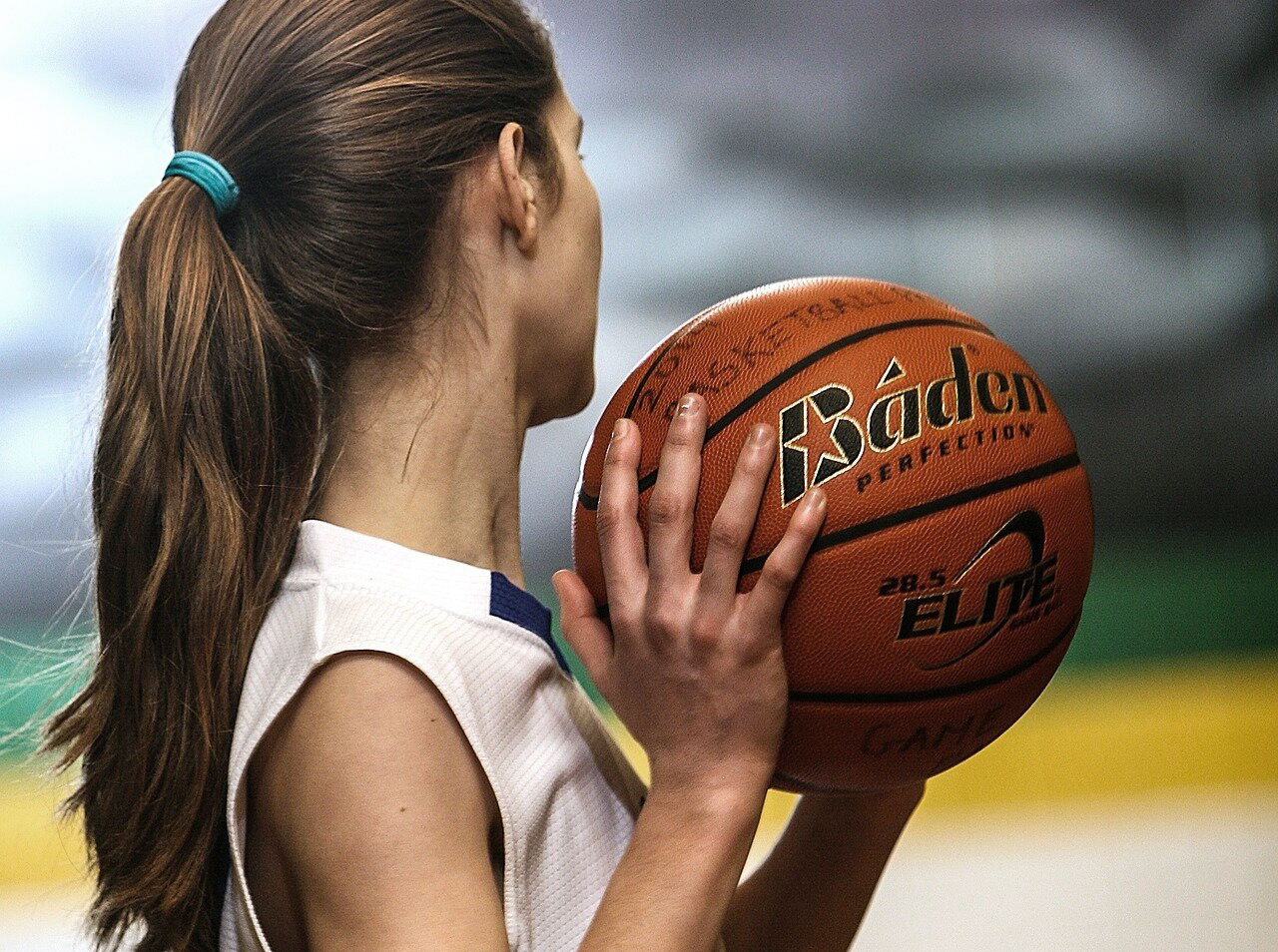 布克的伤势将在四周后接受重新评估