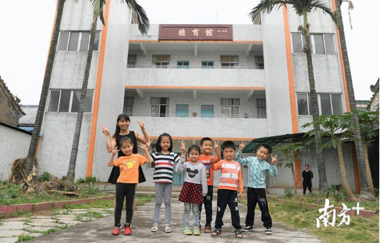 新春将至,江门乡亲刘德华给大家送祝福啦!“世间最美的风景,都在回家的路上…”