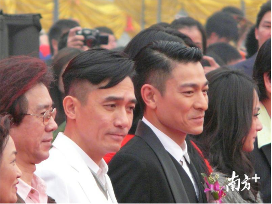 新春将至,江门乡亲刘德华给大家送祝福啦!“世间最美的风景,都在回家的路上…”