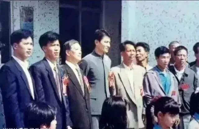 新春将至,江门乡亲刘德华给大家送祝福啦!“世间最美的风景,都在回家的路上…”