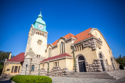 中国之窗|青岛——好客山东海阔天空,青岛请您来看胶东