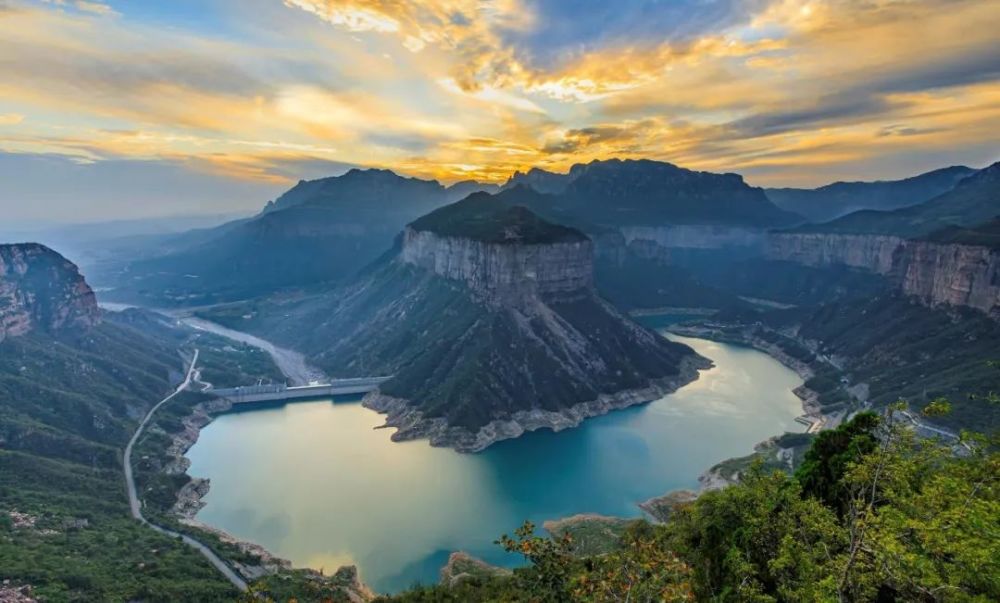 美丽中国•河南篇丨青山碧水映蓝天,美丽河南入画来