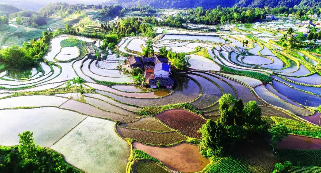 美丽中国 • 四川篇丨天府之国,巴适之地