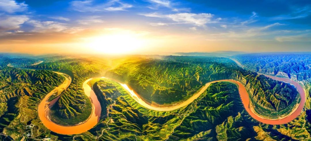 美丽中国 • 山西篇丨层崖翠接蔚蓝天