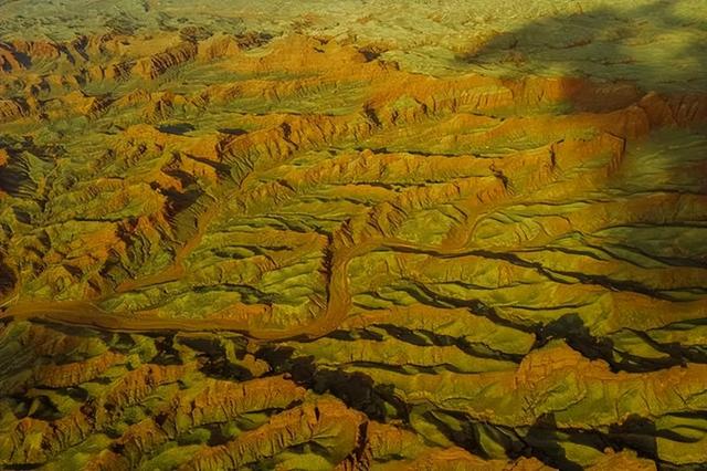 寻色甘肃秘境,沉醉于张掖巴尔斯雪山的纯净白