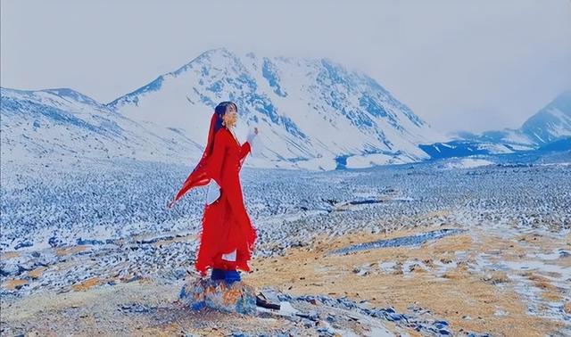 寻色甘肃秘境,沉醉于张掖巴尔斯雪山的纯净白