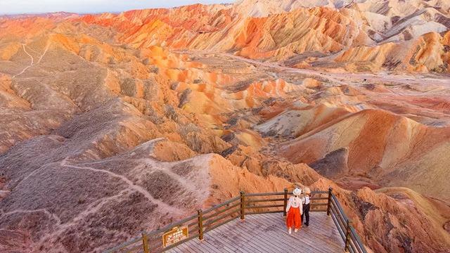 寻色甘肃秘境,沉醉于张掖巴尔斯雪山的纯净白